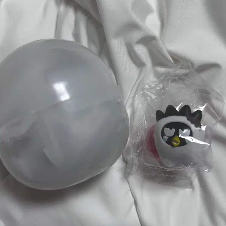 [BUNJANG] Sanrio Badtz-Maru Gacha Figure / 산리오 배드바츠마루 가챠