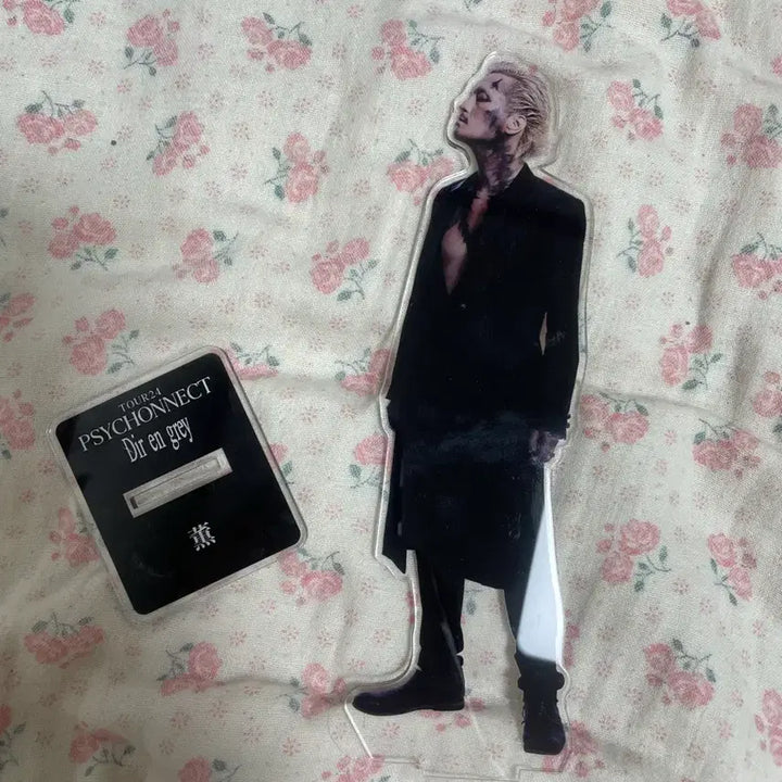[BUNJANG] Dir en grey Kaoru Big Acrylic Stand / Dir en grey 디르앙그레이 카오루 빅 아크릴스탠드