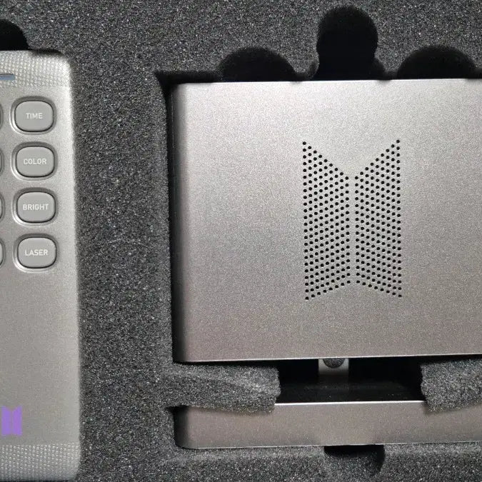 [BUNJANG] BTS Jungkook Bluetooth Speaker Mood Lamp with Photocard / 방탄 정국 블루투스 스피커 무드등 JK BTS 정국포카