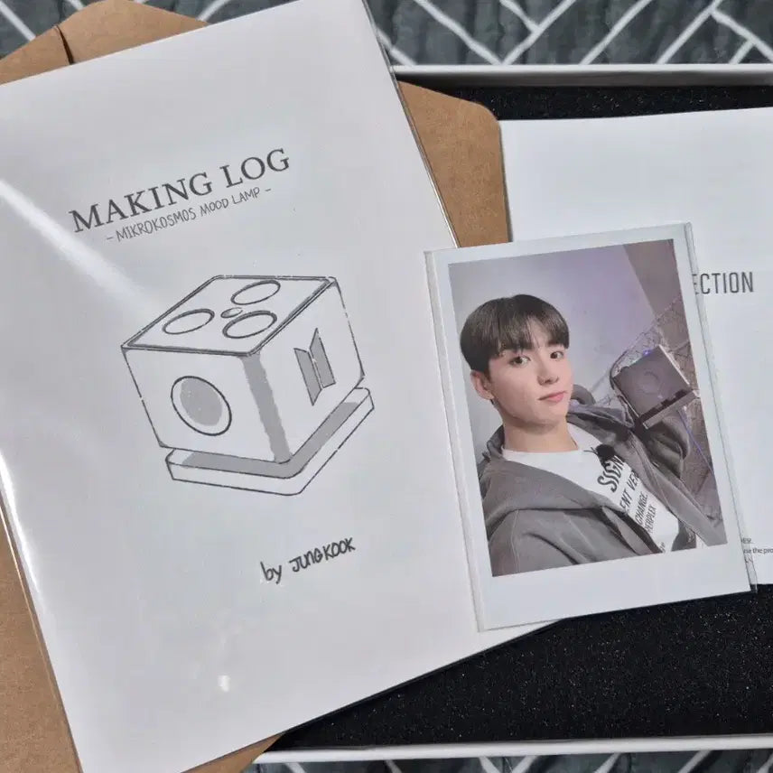 [BUNJANG] BTS Jungkook Bluetooth Speaker Mood Lamp with Photocard / 방탄 정국 블루투스 스피커 무드등 JK BTS 정국포카