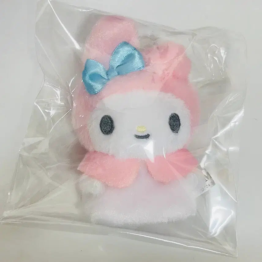 [BUNJANG] Sanrio My Melody Finger Plush Keychain / 마이멜로디 손가락 핑거 인형 키링