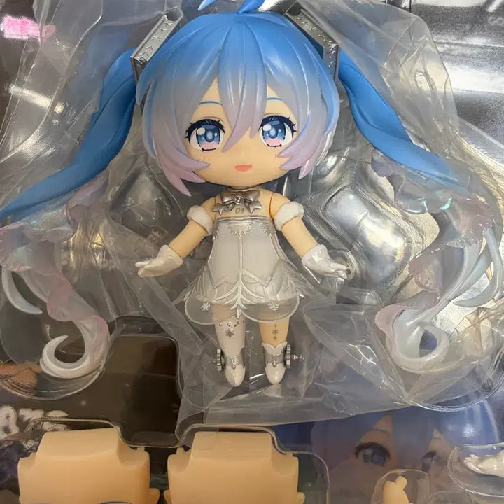 [BUNJANG] Hatsune Miku Symphony Sapporo Concert Nendoroid Figure (Regular Edition) / (일반판)하츠네 미쿠 심포니 삿포로콘서트 넨도로이드 피규어