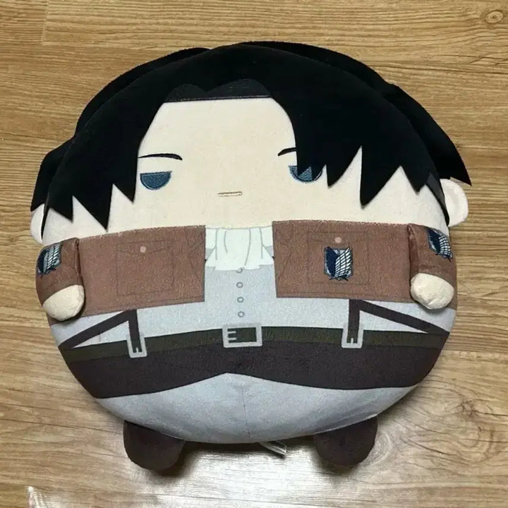 [BUNJANG] Attack on Titan Levi Big FuwaKororin Plush (Prisoner Version) / 최저가,택포) 진격의거인 리바이 빅후와코로링