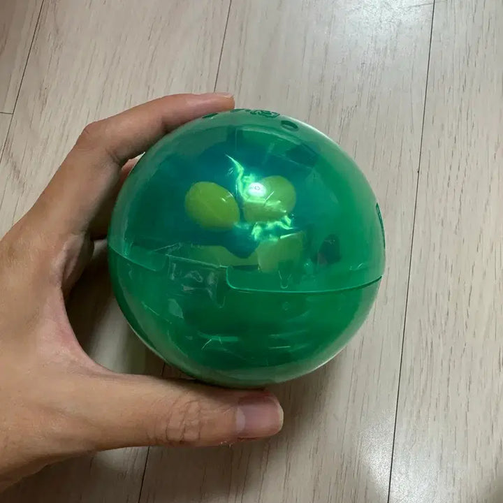 [BUNJANG] Crayon Shin-chan Action Masked Mini Piggy Bank Gacha / 짱구는못말려 미니 저금통 가챠 액션가면