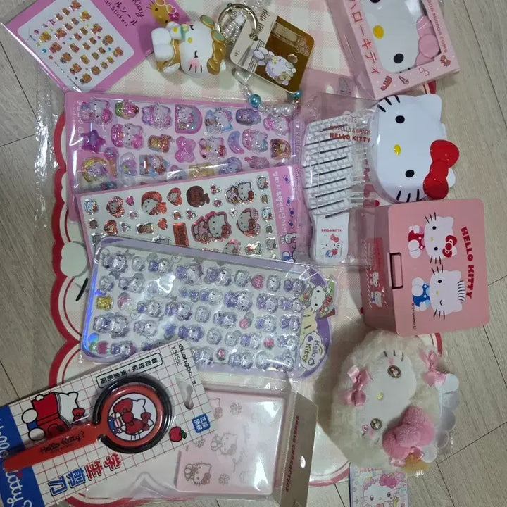 [BUNJANG] Hello Kitty Merchandise Bundle / 키티 랜박