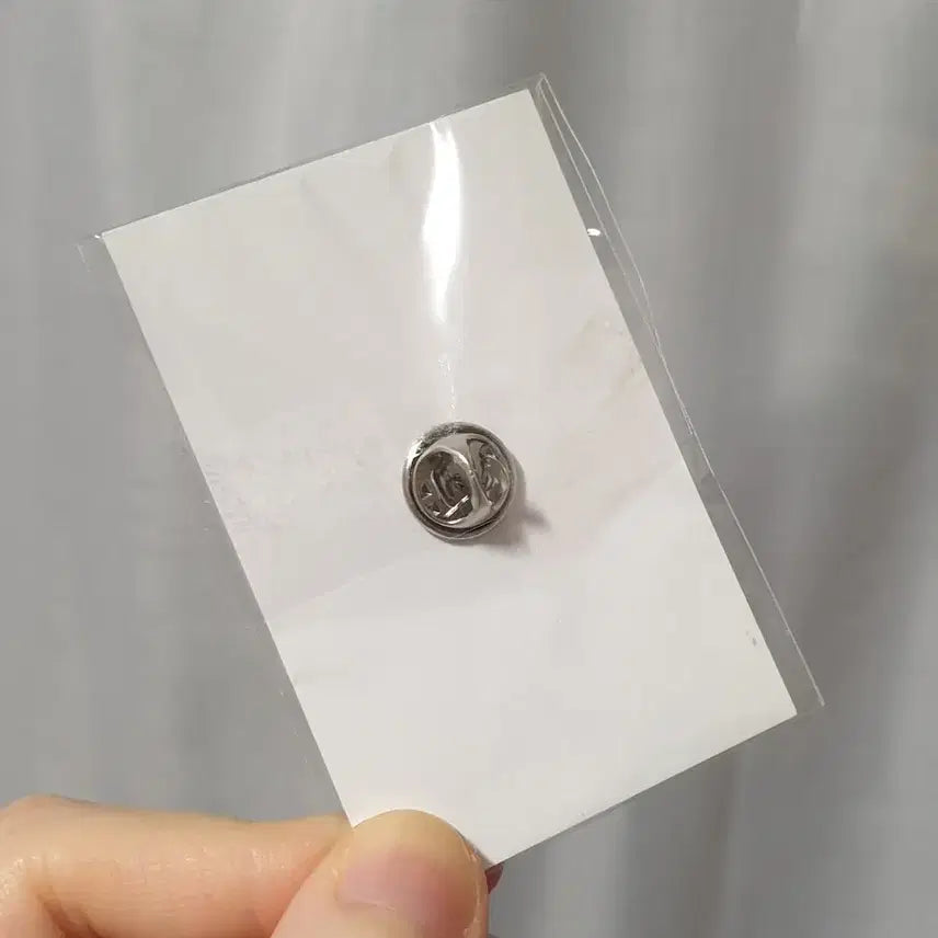 [BUNJANG] Minnam Book Club 10th Anniversary Pin Badge / * (새제품) 민음북클럽 10주년 기념뱃지 2020 굿즈 핀뱃지 와펜키링