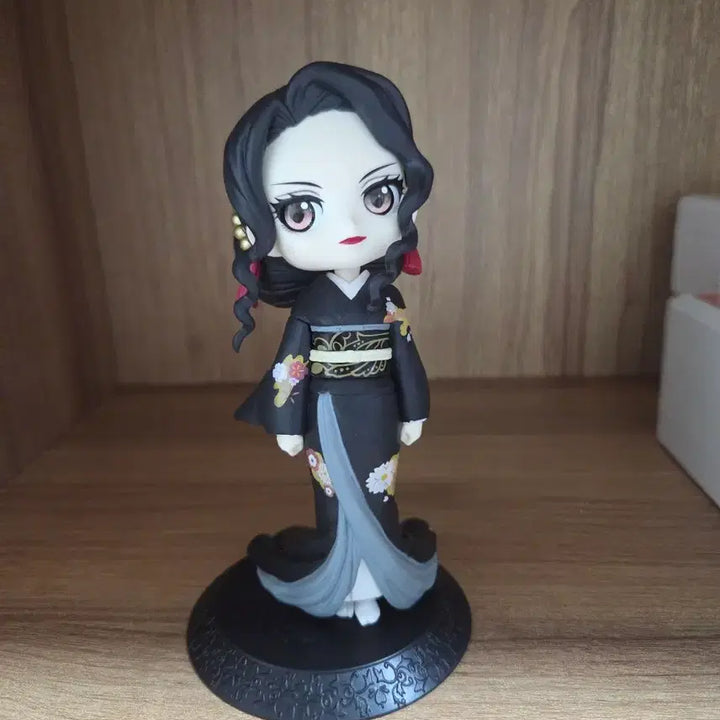 [BUNJANG] Q-Pocket Muzan Kibutsuji Female Form Figure / 큐포켓 무잔 여성형 피규어