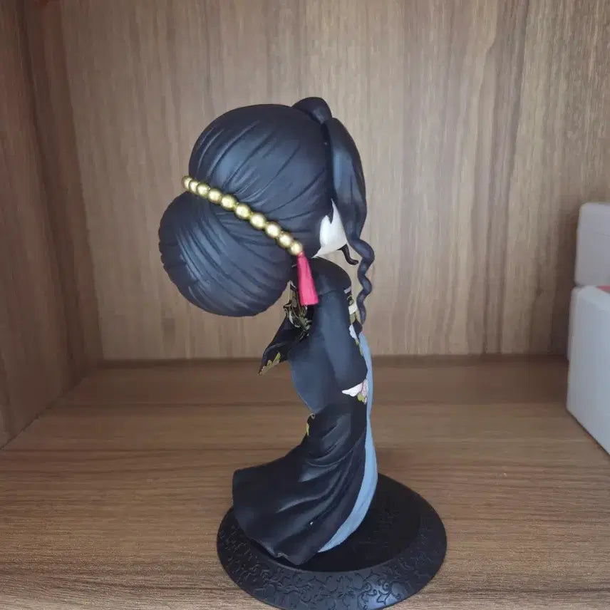 [BUNJANG] Q-Pocket Muzan Kibutsuji Female Form Figure / 큐포켓 무잔 여성형 피규어
