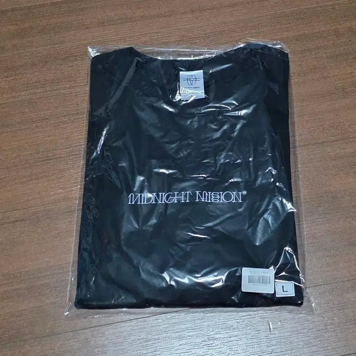 [BUNJANG] Hoshimachi Suisei 2024 Midnight Grand Orchestra T-Shirt (Size L, Sealed) / 호시마치 스이세이 2024 미드그라 티셔츠 미개봉 홀로라이브