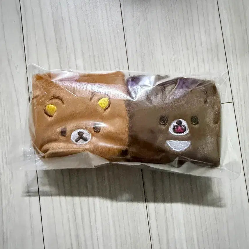 [BUNJANG] Rilakkuma &amp; Kogumaychan Mini Pouch, Airpods Case, Keyring Bundle Set / [일괄] 리락쿠마 차이로이고구마 미니 파우치 에어팟 케이스 키링 세트