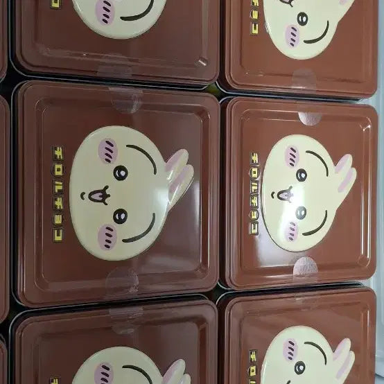 [BUNJANG] Chiikawa Tirol Choco Tin Case / 티롤 초코캔 우사기 1개!!!!!!!!!