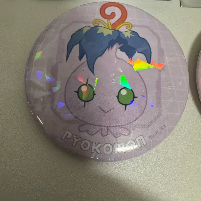 [BUNJANG] Digimon Motimon/Archnemon Hologram Can Badge Set / 디지몬 모티몬/어니몬 캔뱃지 일괄