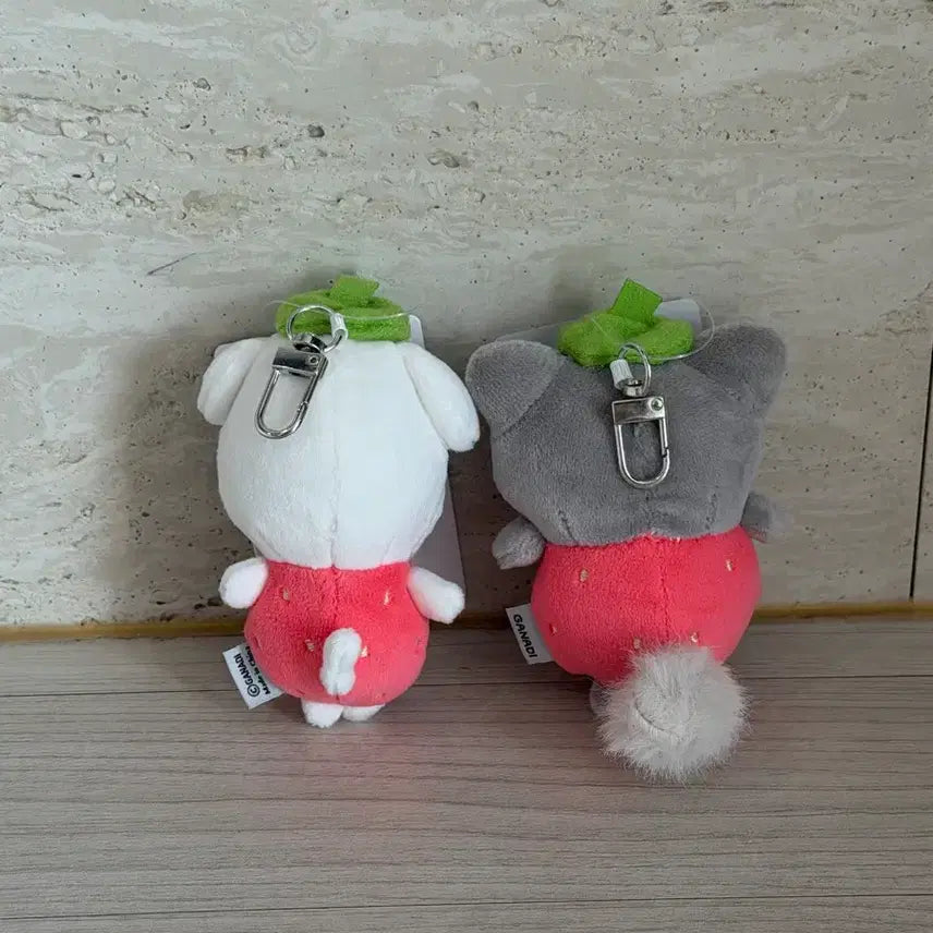 [BUNJANG] Strawberry Ganady Gonnyani Doll Keychain Set / [일괄] 딸기 가나디 고냐니 인형 키링 세트