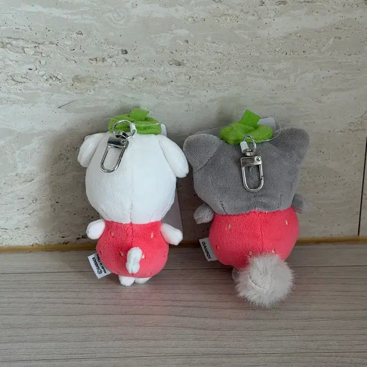 [BUNJANG] Strawberry Ganady Gonnyani Doll Keychain Set / [일괄] 딸기 가나디 고냐니 인형 키링 세트