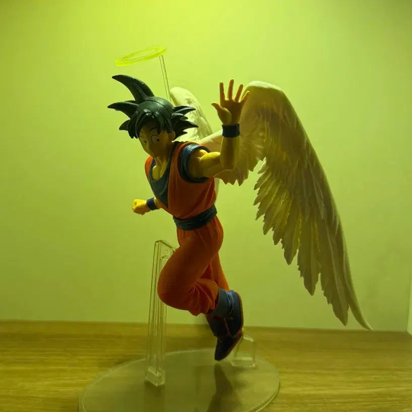 [BUNJANG] Banpresto Super Saiyan Goku Figure / 반프레스토 천사 손오공 피규어