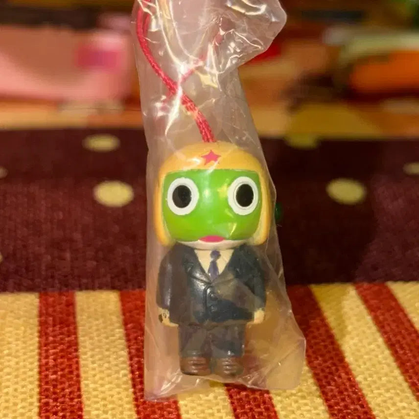 [BUNJANG] Sgt. Frog Keroro Okikagde Dress-Up Strap - Formal Wear / 케로로 중사 케로로 오키가에 정장 옷입히기 스트랩