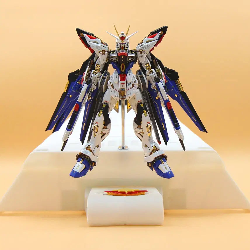 [BUNJANG] MGEX Strike Freedom Titanium Finish Coated Painted Completed Model / [MGEX] 스트라이크 프리덤 티타늄피니쉬 코팅/도색 완성작