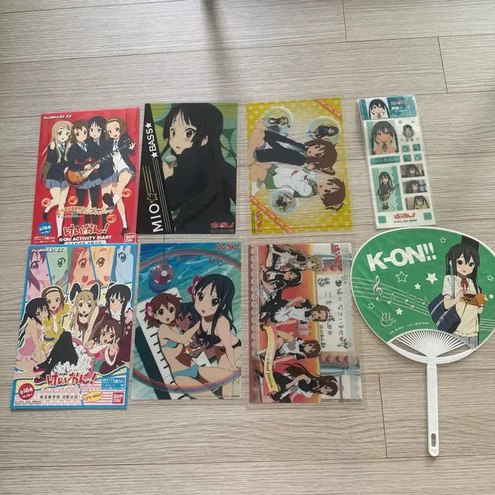 [BUNJANG] K-ON! Azusa Nakano Bundle Set Fan, Sticker, Clear Poster / 일괄) 케이온 아즈사 부채 스티커 클리어 포스터 4개 일괄