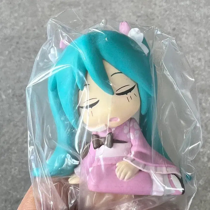 [BUNJANG] Hatsune Miku Kimono Shoulder Hug Plush / 하츠네 미쿠 어깨쿵 기모노
