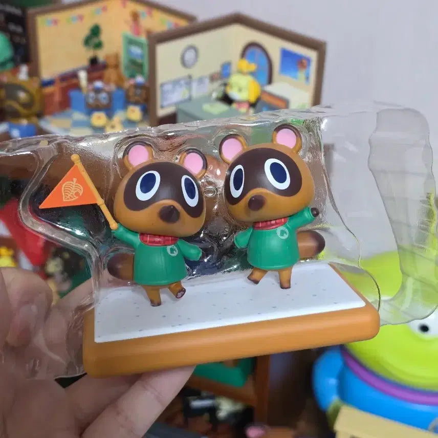 [BUNJANG] Animal Crossing Tom Nook &amp; Timmy/Tommy Ornament Set / 동물의숲 콩돌이 밤돌이 오너먼트