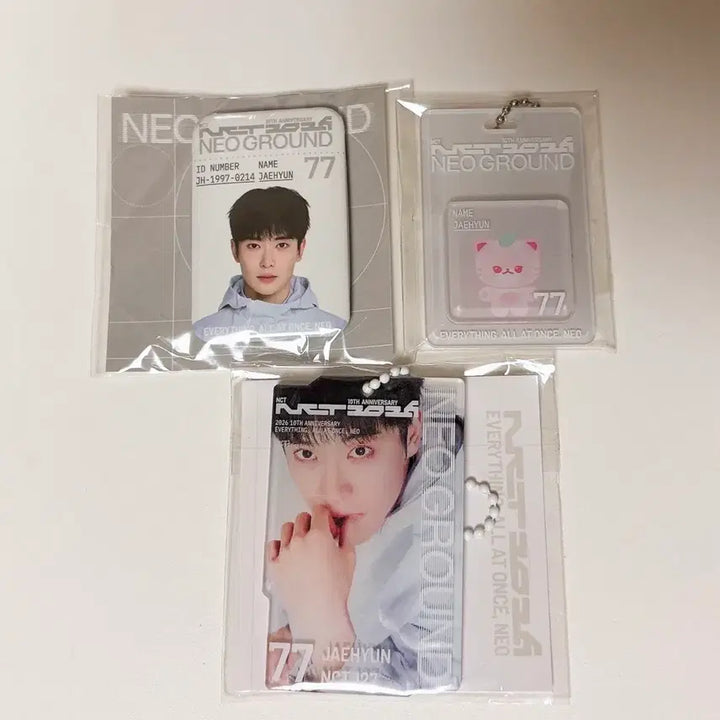 [BUNJANG] NCT 10th Anniversary Neo City: Japan Neo Ground Metal Badge, Lenticular Keychain, Miniature Keychain Bundle Set / 엔시티 10주년 팝업 네오그라운드 재현 메탈뱃지,렌티큘러,미니어처 키링