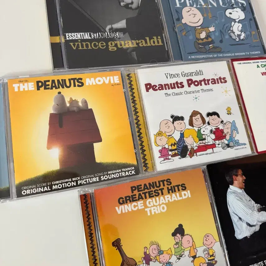 [BUNJANG] Peanuts (Snoopy) Music Collection 7 CD Bundle Set / 피너츠(스누피) 빈스 과랄디 컬렉션 CD 7장 일괄