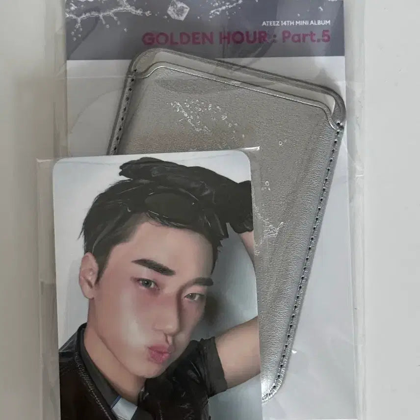 [BUNJANG] ATEEZ Magnetic Card Case Golden Hour Part 5 San Photocard / 에이티즈 마그네틱 카드 케이스 골든아워 5부 산 포카