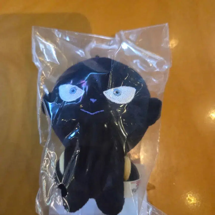 [BUNJANG] Detective Conan: The Culprit Hanazawa-san Plush Keychain / 명탐정코난 범인 한자와씨 인형키링 판매