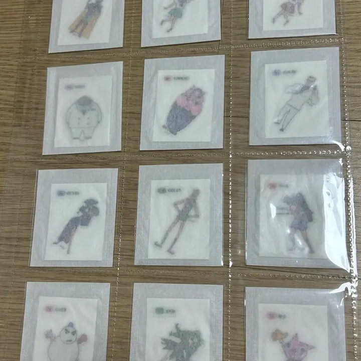 [BUNJANG] Crayon Shin-chan Movie Theatrical Edition Dibs Seal Full Set (120 Types, Unsealed) / 짱구 극장판 띠부씰 미개봉 전종 120종