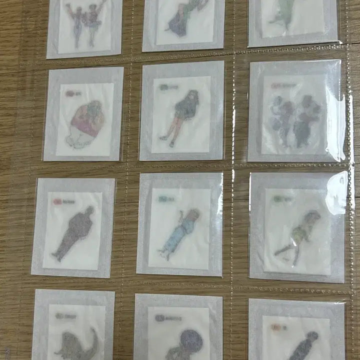 [BUNJANG] Crayon Shin-chan Movie Theatrical Edition Dibs Seal Full Set (120 Types, Unsealed) / 짱구 극장판 띠부씰 미개봉 전종 120종