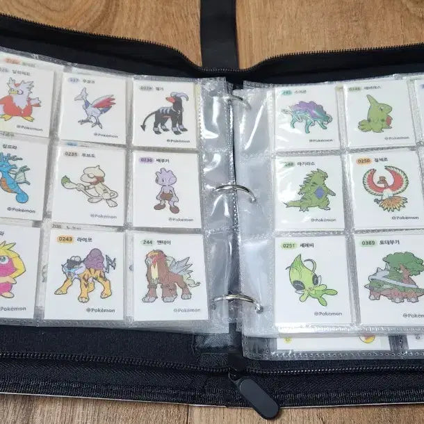 [BUNJANG] Pokemon and Other Character Stickers Bundle Set (244 pcs) / 포켓몬 띠부실 외 8종 띠부실 246개 일괄 판매