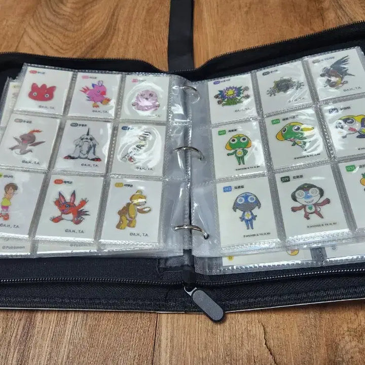 [BUNJANG] Pokemon and Other Character Stickers Bundle Set (244 pcs) / 포켓몬 띠부실 외 8종 띠부실 246개 일괄 판매