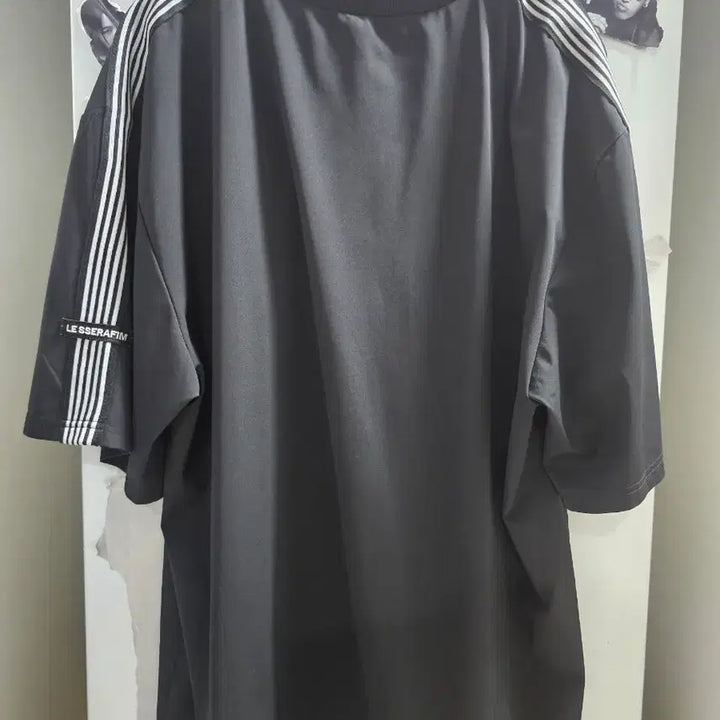 [BUNJANG] LE SSERAFIM Oversized T-Shirt / 르세라핌 오버사이즈 반팔 티셔츠