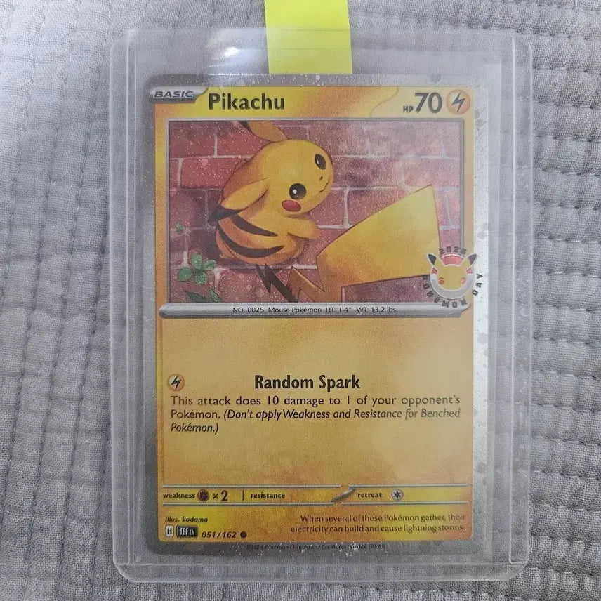 [BUNJANG] Pokemon Card 30th Anniversary Pikachu / 포켓몬카드 30주년 피카츄