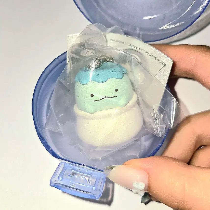 [BUNJANG] Sumikko Gurashi Dagashiya Shakashaka Gacha Tokage Capsule Toy Charm / 스미코구라시 다가시야 샤카샤카 가챠 토카게 스밋코 과자점 키링