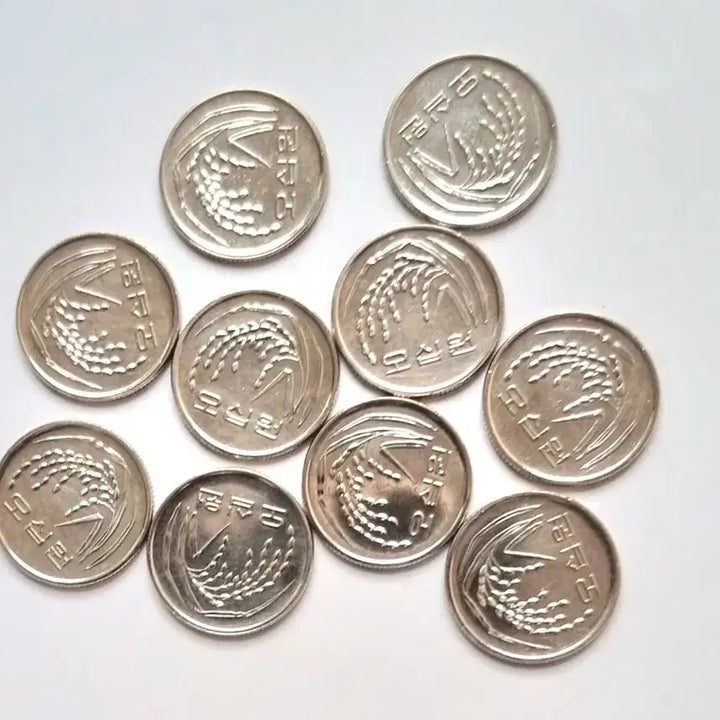 [BUNJANG] 1999 50 Won Coin Bundle (10 pieces) / 미사용1999년 50원동전을 10개일괄 판매합니다