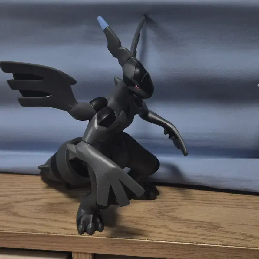 [BUNJANG] Pokemon Zekrom Reshiram Big Sofubi Figure Bundle Set / 포켓몬스터 제크로무 레시라무 피규어