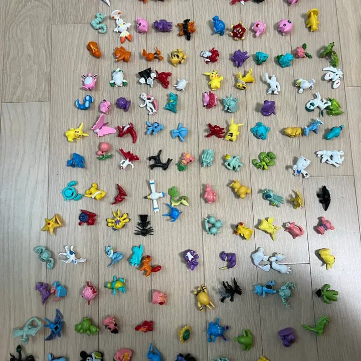 [BUNJANG] Pokemon Miniature Sticker Keychain Full Set / 포켓몬스터 미니어처 스티커 키링 풀세트