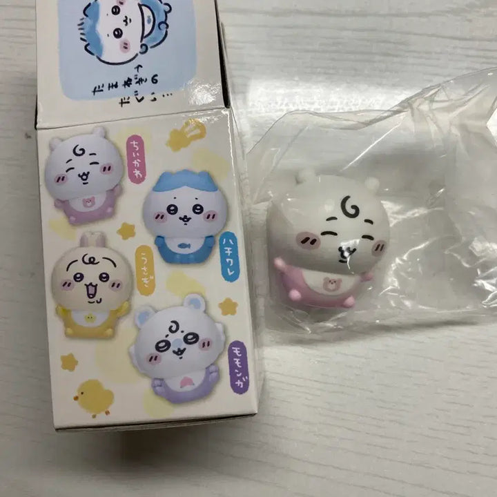 [BUNJANG] Monchichi Baby Soft Vinyl Figure (Chiikawa to Momonga) / 먼작귀 베이비  소프비 피규어 (치이카와 -> 모몽가)