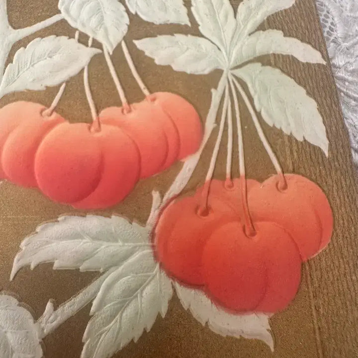 [BUNJANG] Antique Embossed Cherry Postcard / 앤틱 빈티지엽서 체리송이 입체양각