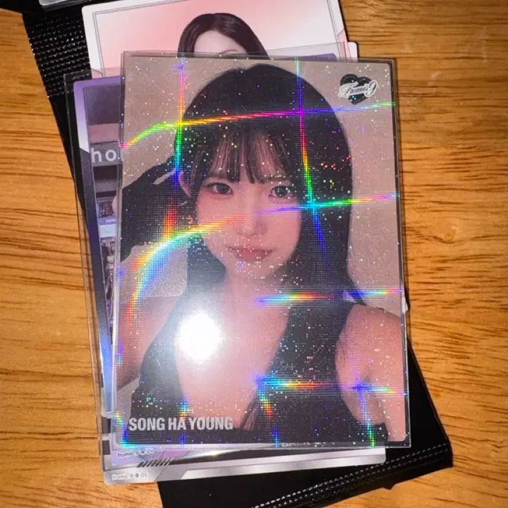 [BUNJANG] fromis_9 Hayoung Limited Edition 99ea Selfie Parallel Photocard / 프로미스나인 하영 테레카 99장한정 셀피 패러렐