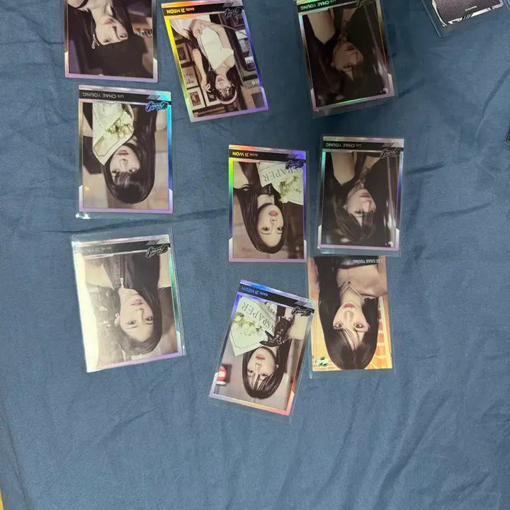 [BUNJANG] fromis_9 Jiheon Teleca Autograph Card (Limited Edition 13/50) &amp; Other Cards Bundle Set / 프로미스나인 테레카 백지헌 오토 13/50한정 및 기타 카드 일괄