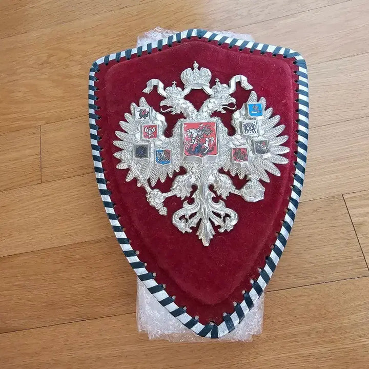 [BUNJANG] Medieval Eagle Crown Wall Hanging Shield / 중세 시대 독수리 왕관 벽걸이 방패 팝니다
