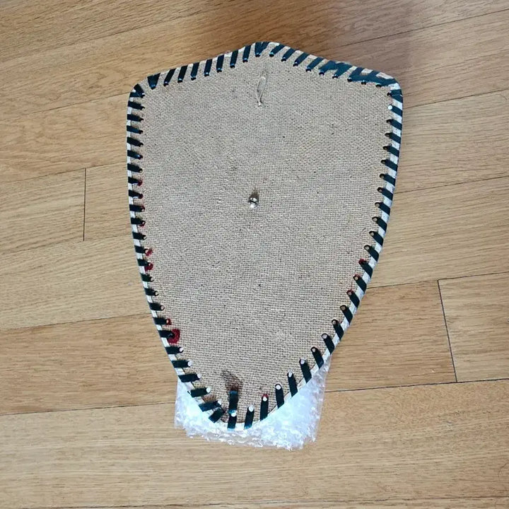 [BUNJANG] Medieval Eagle Crown Wall Hanging Shield / 중세 시대 독수리 왕관 벽걸이 방패 팝니다