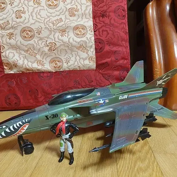 [BUNJANG] G.I. Joe X-30 Fighter Jet (Green) / Gi joe 지아이조 x-30 국방색 전투기 팝니다