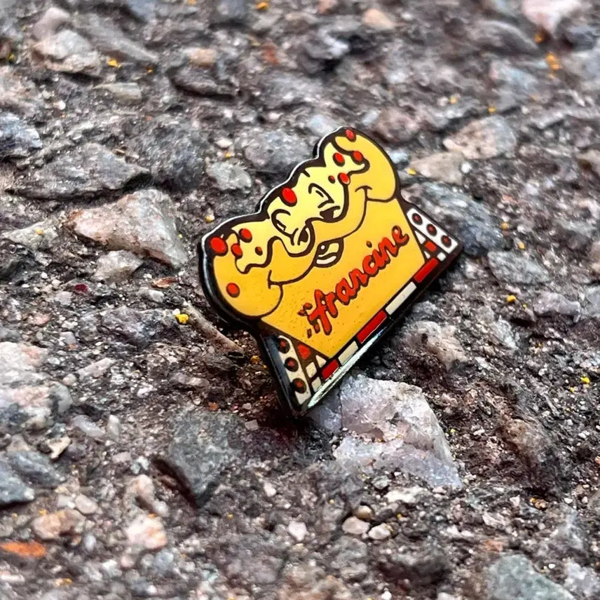 [BUNJANG] Francine "Muffin" French Vintage Badge Metal Brooch / FRANCINE 프랑수아즈머핀 프랑스뱃지 빈티지뱃지 A234