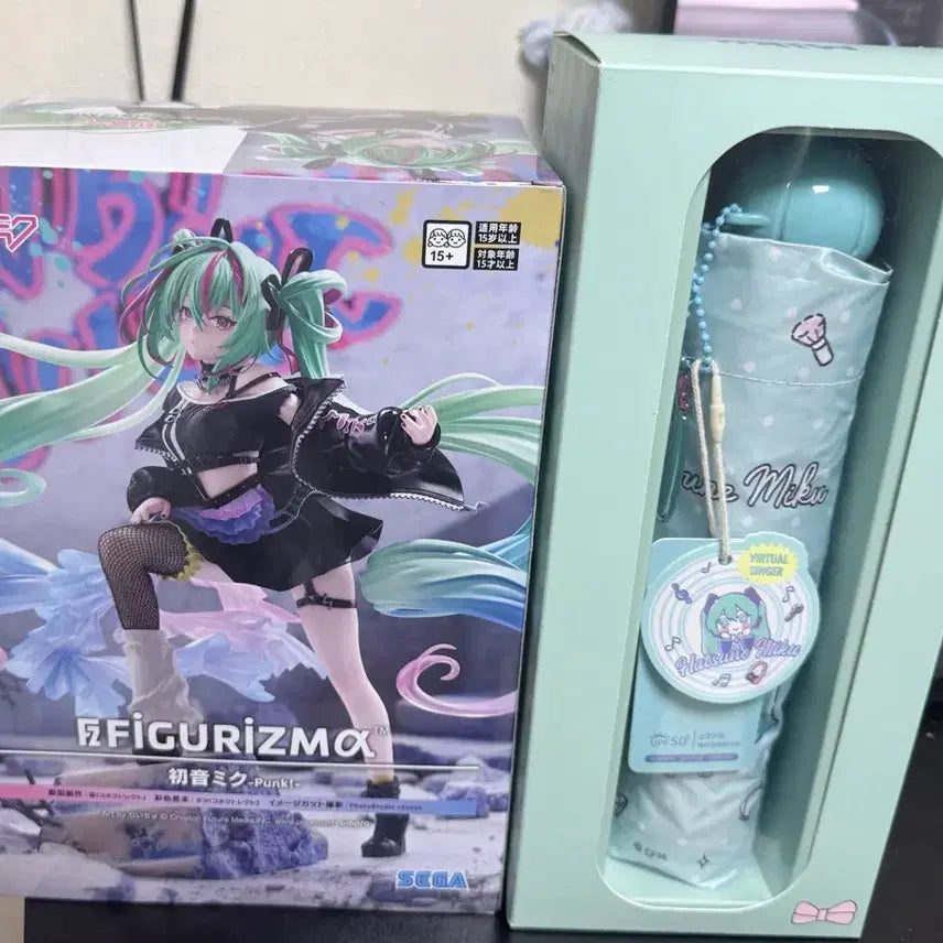[BUNJANG] Hatsune Miku Figure and Mini Umbrella Set / (미쿠2세트)하츠네미쿠 피규어 + 미니 우산 세트