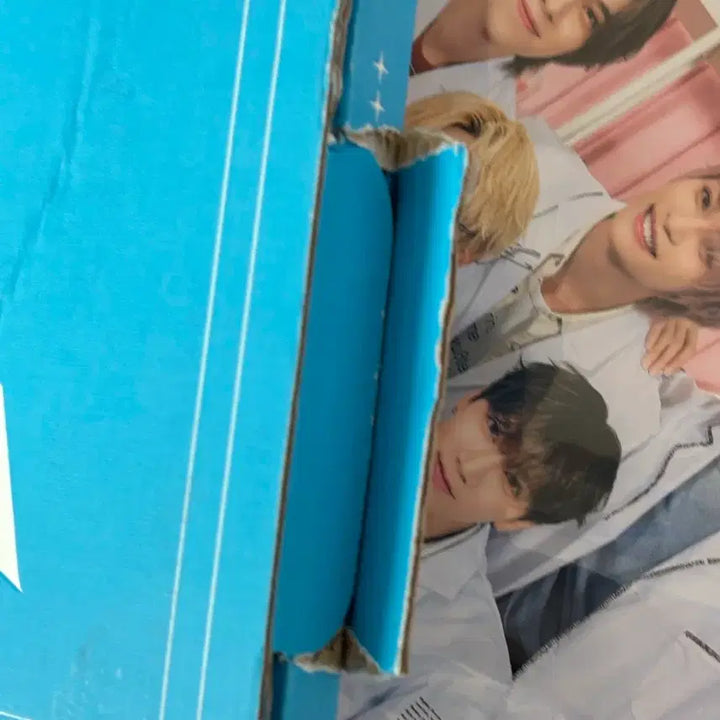 [BUNJANG] WayV Japanese Magazine Photobook / Wayv 웨이션브이 일본 회지