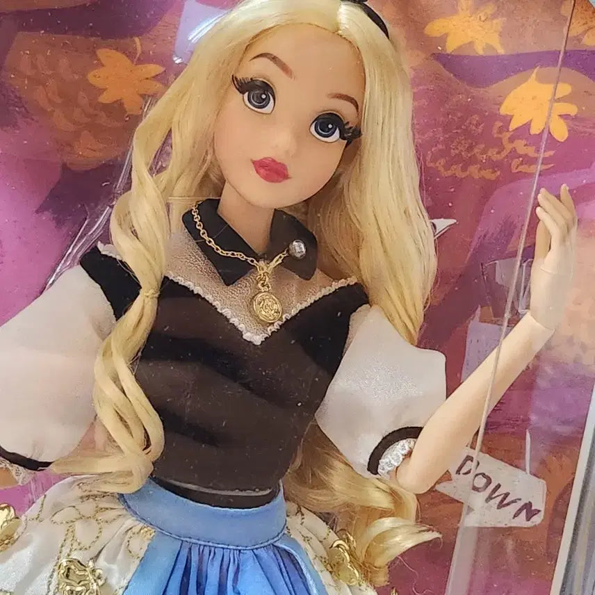 [BUNJANG] Disney Alice in Wonderland 70th Anniversary Limited Edition Doll / 디즈니 이상한 나라의 앨리스 70주년 리밋돌 인형