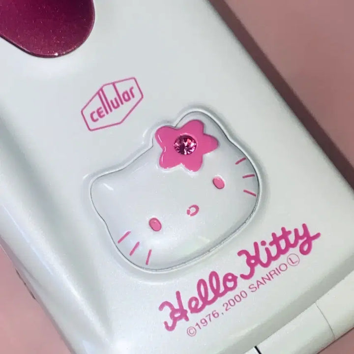 [BUNJANG] Docomo Hello Kitty Flip Phone Mock-up / 작동가능) 키티폰 일본 모형폰 목업폰 도코모 갸루폰 키링 스트랩